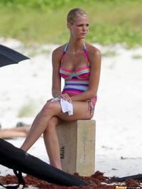 Erin Heatherton Sexy In Bikini #07
