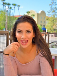 Fashion Model #09