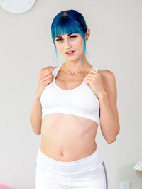 Casting Blue Hair Girl With Perfect Pussy #01