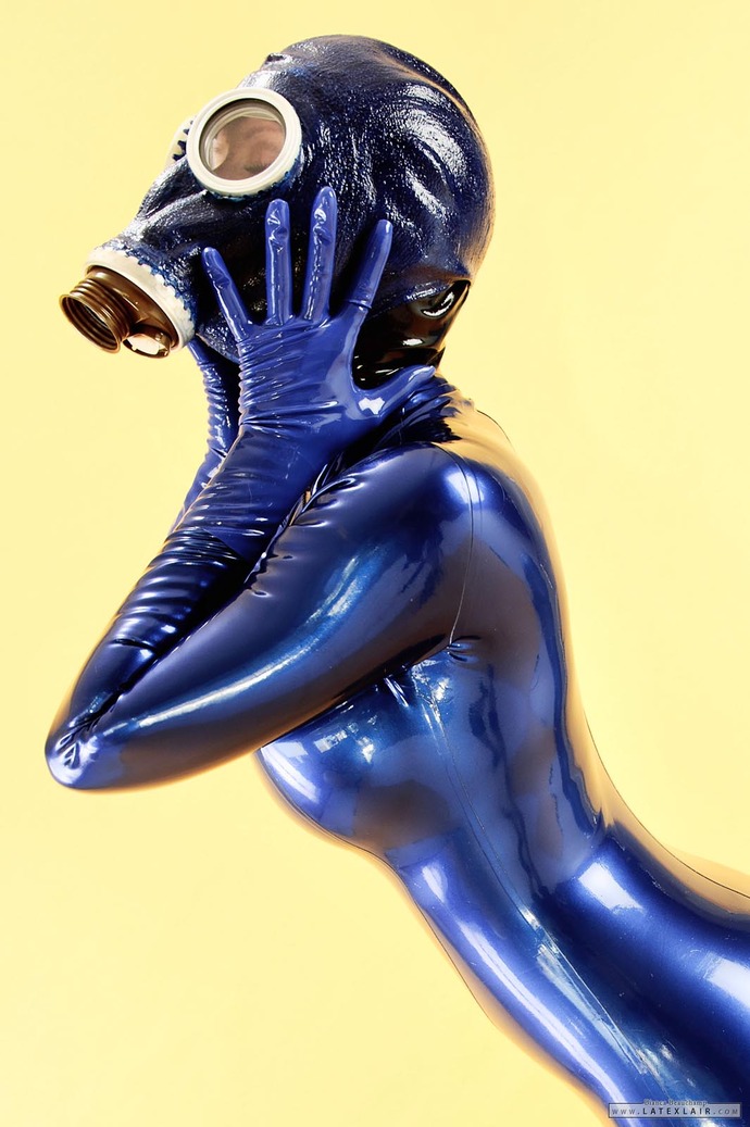 Bianca Beauchamp Rubber Zone — image 8