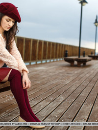 Serena Wood - Etinda #01