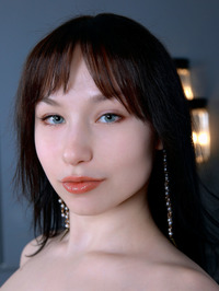 Leona Lace / Dressed in White #00