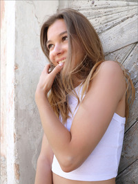 Postcard From Log Pod #08