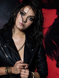 Alexandra Tyler - Dramatic #02