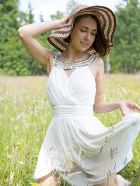 Model posing in the park #01