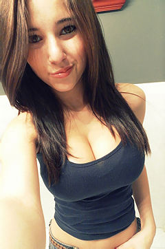 Busty Selfshot Hotties