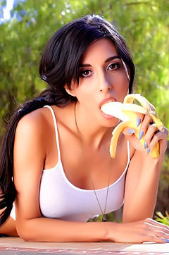 Idelsy Big And Tasty