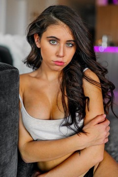 Violet Summers