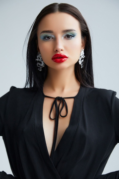 Jess Leon Love's Debut