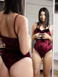 Play In The Studio / Gia Rosse / Watch 4 Beauty #02